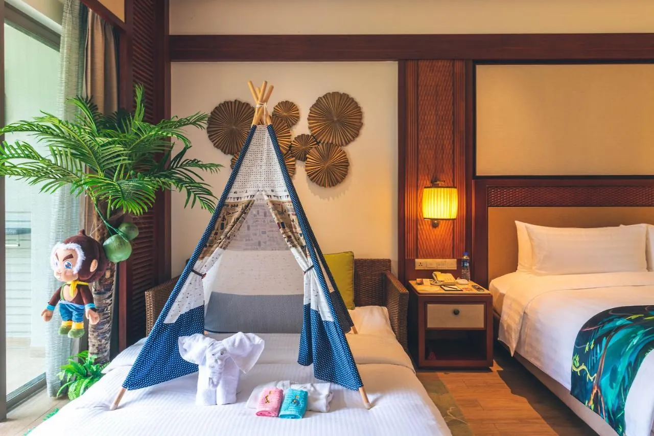 Shangri-La Sanya 5*,