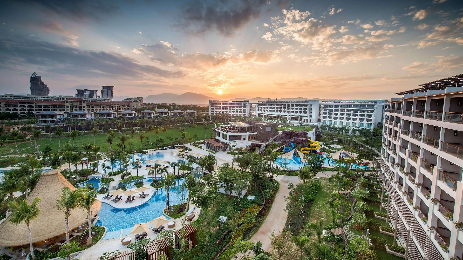 Shangri-La Sanya 5*,